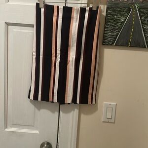 Ann Taylor patterned skirt